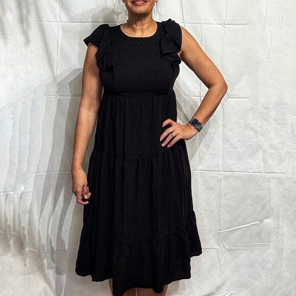 Old Navy Black Flutter-Sleeve Tiered Smocked Midi Dress Sz S - Picture 1 of 11